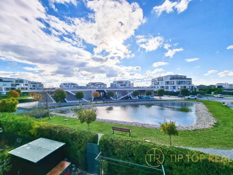 výhľad z balkóna.jpg